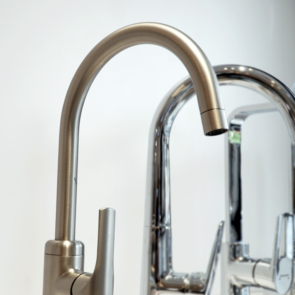 Vòi rửa chén MOEN 60401SRS - 5