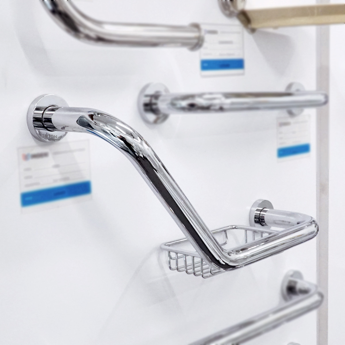 Thanh tay vịn inox MOEN 90002 - 3