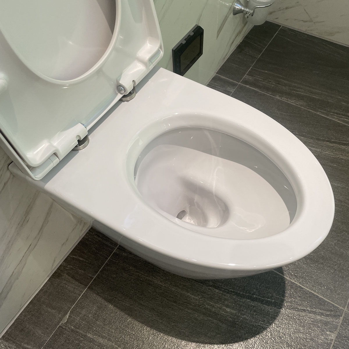 Bồn cầu treo tường American Standard VF-3119 (VF3119) nắp êm dòng Acacia Evolution - 3