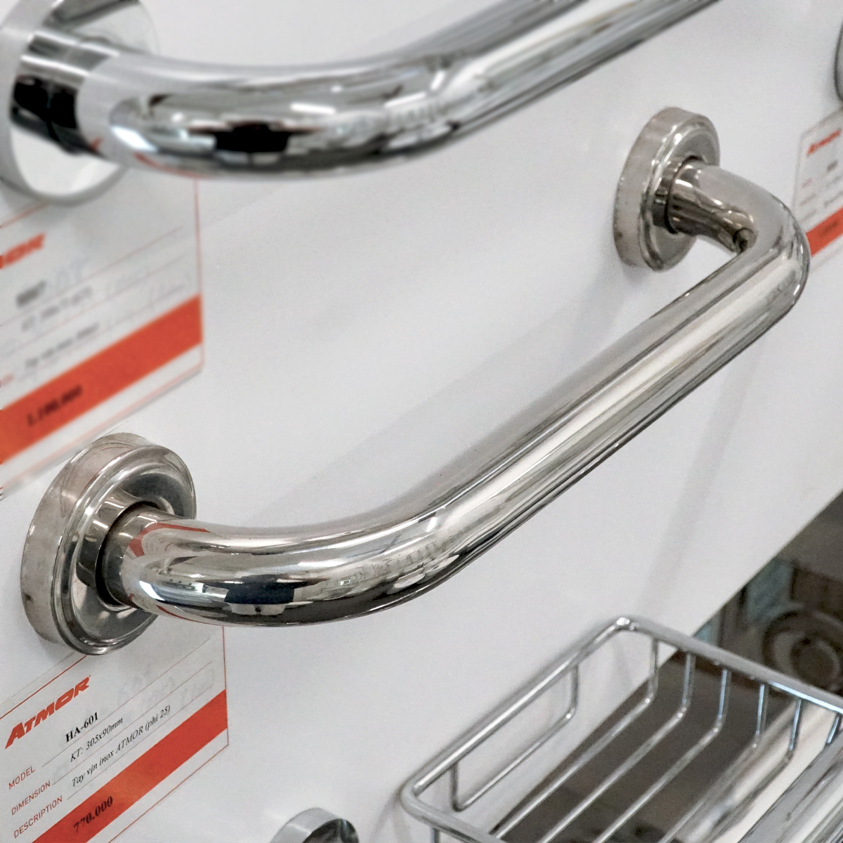 Thanh tay vịn nhà vệ sinh inox 304 ATMOR HA-601 (HA601) - 2