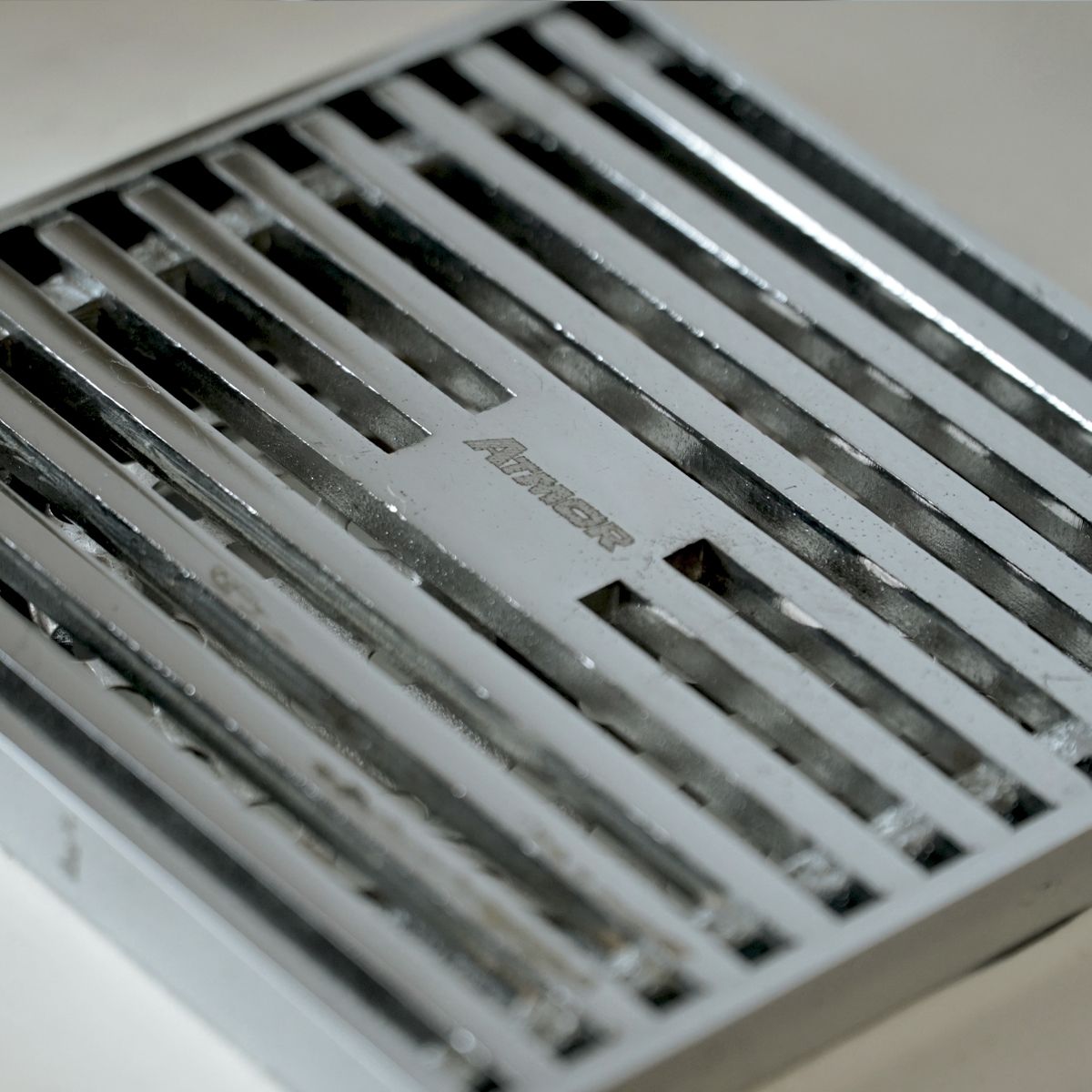 Phễu thoát sàn đồng mạ chrome 10x10cm ATMOR 8108 - 6