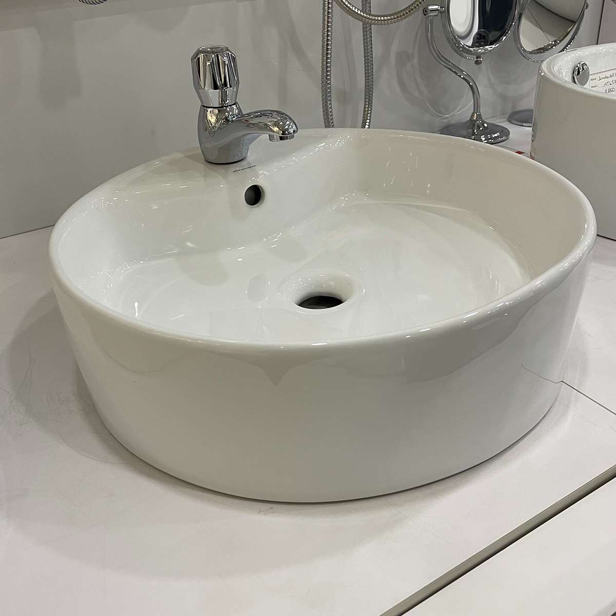 Chậu lavabo đặt bàn ATMOR AT4104 - 4