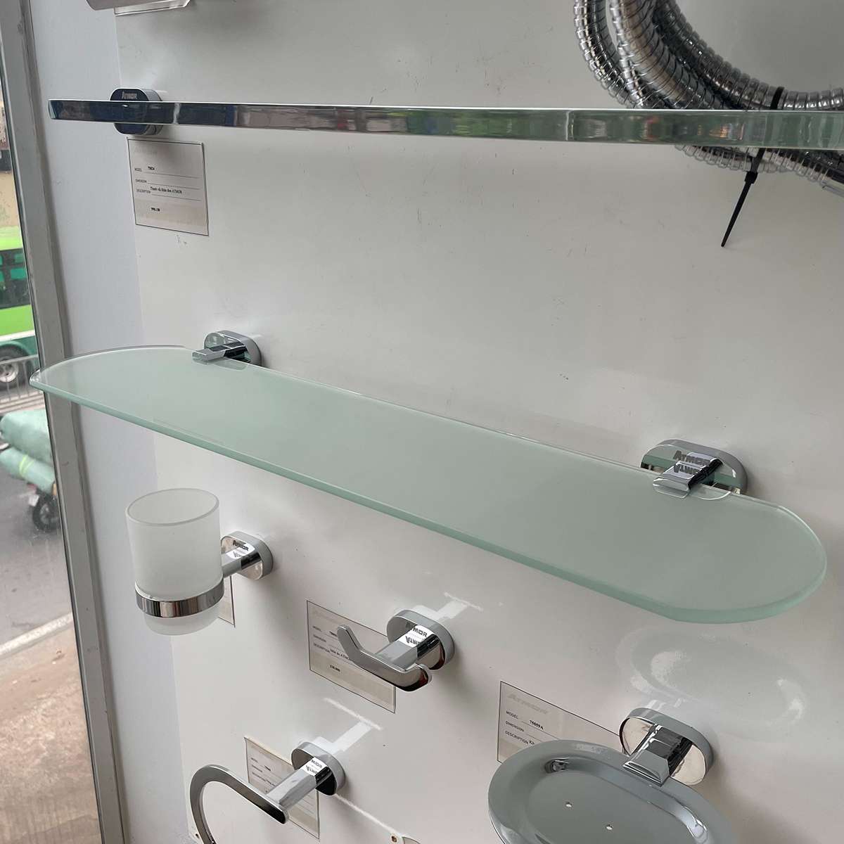 Kệ kiếng 52cm ATMOR 75091 - 2