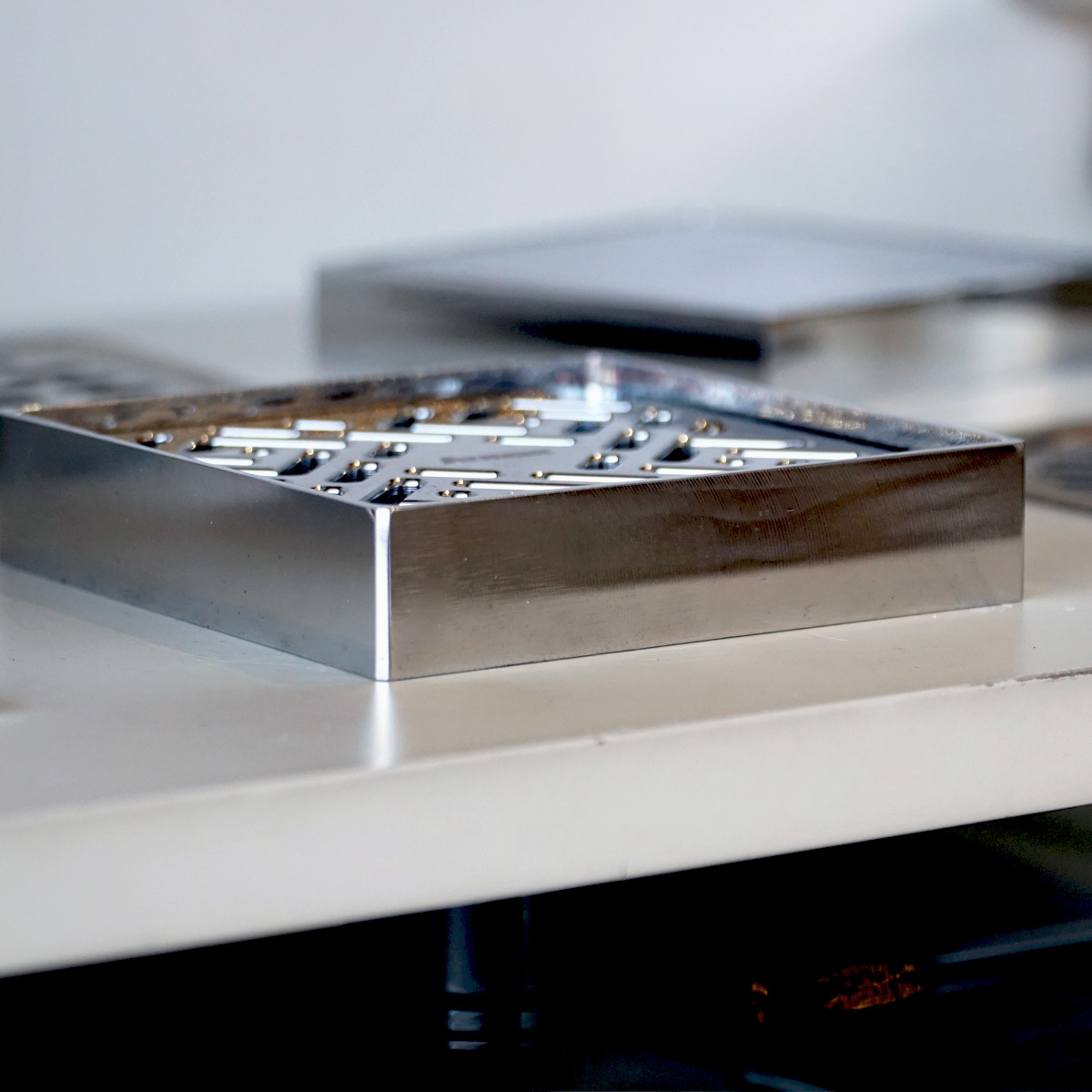 Phễu thoát sàn đồng mạ chrome 10x10cm ATMOR AH048/AT-37 - 7