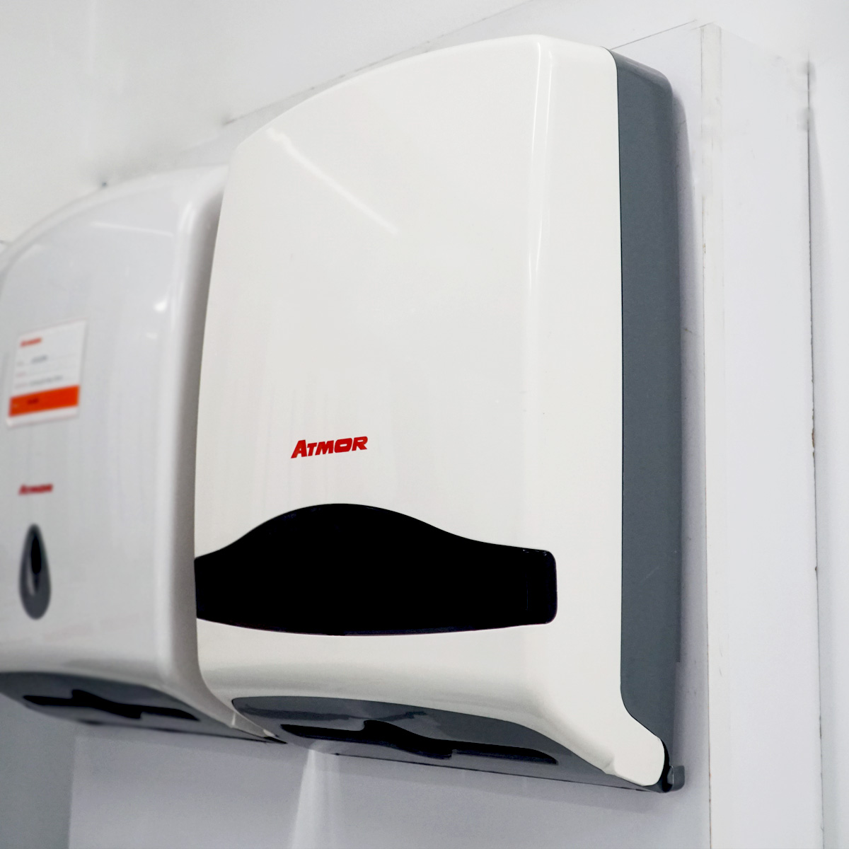 Hộp giấy vệ sinh trắng đen ATMOR AT1123A - 2