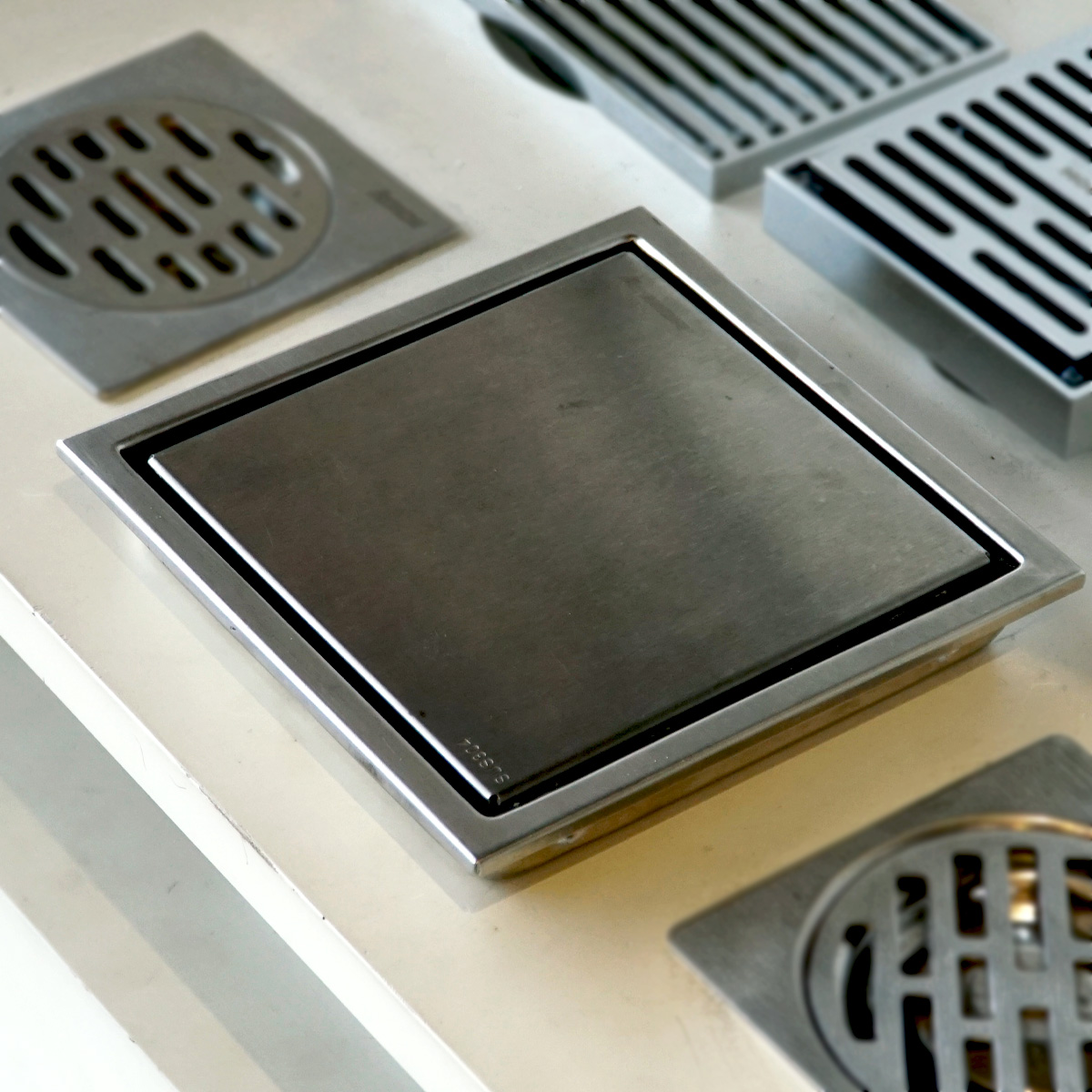 Phễu thoát sàn 15x15cm Ø90 ATMOR AH087 - 4