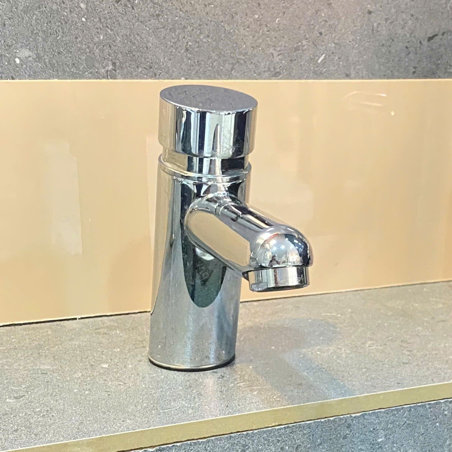 Vòi chậu bán tự động ATMOR AT1113 - 4