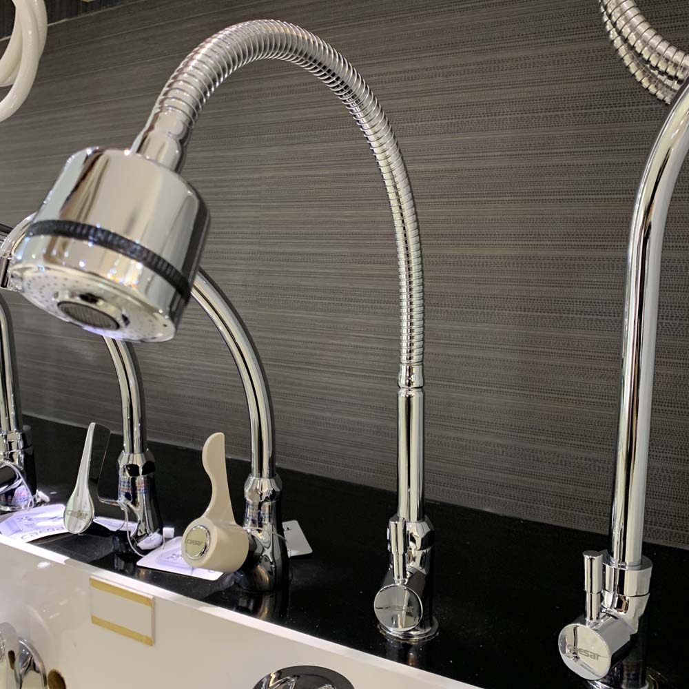 Vòi bếp lạnh thân mềm Caesar K025C - 4
