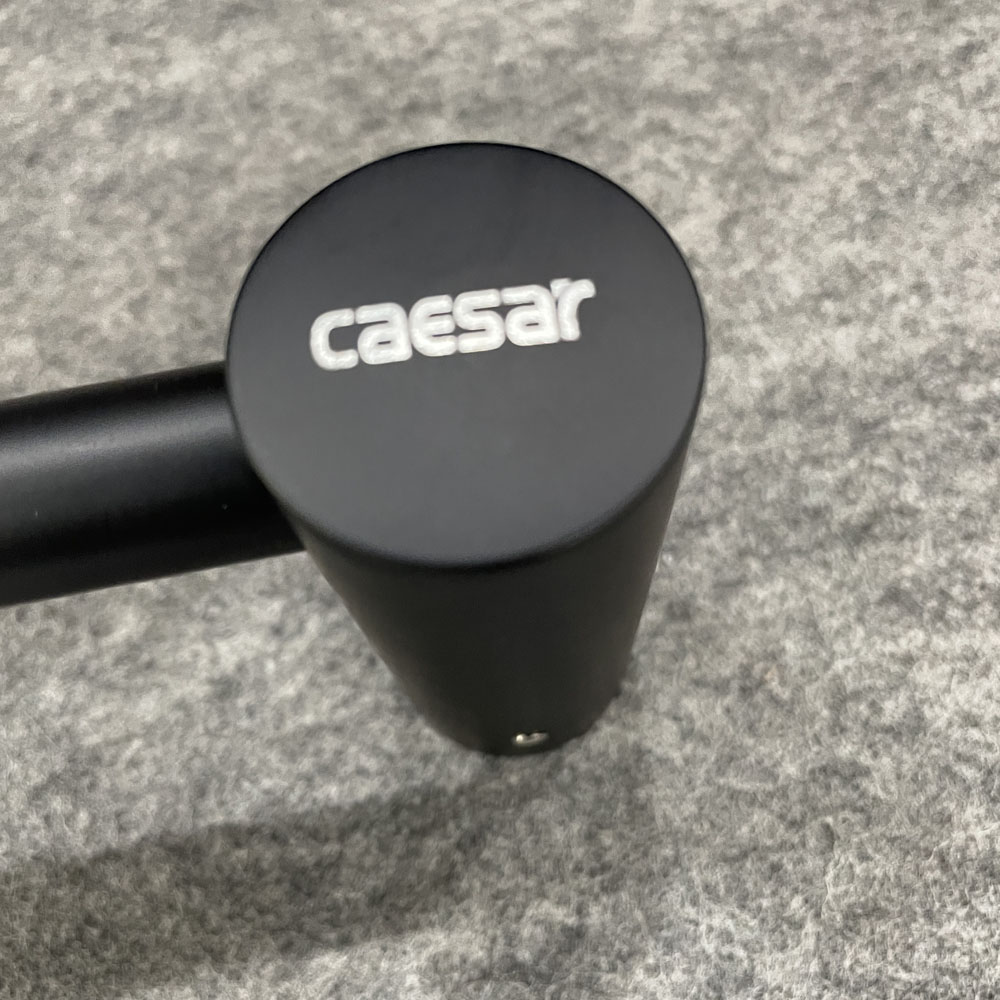 Giá treo khăn Caesar Q6301B màu đen - 10