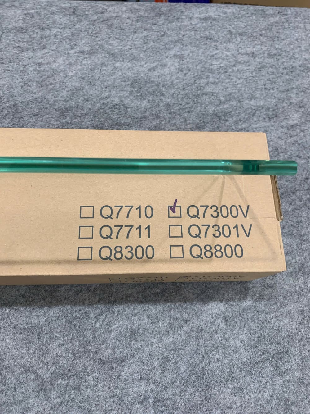 Kệ kính Caesar Q7300V - 6