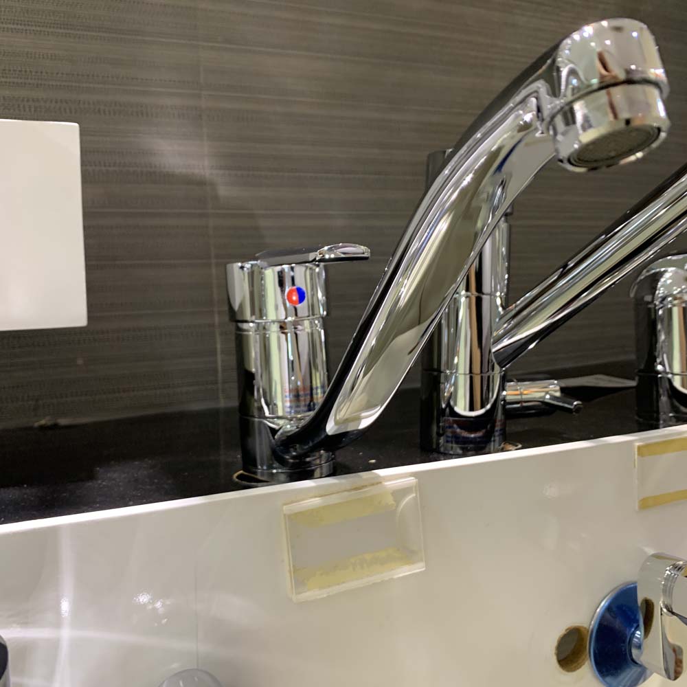 Vòi bếp nóng lạnh Caesar K375C - 3