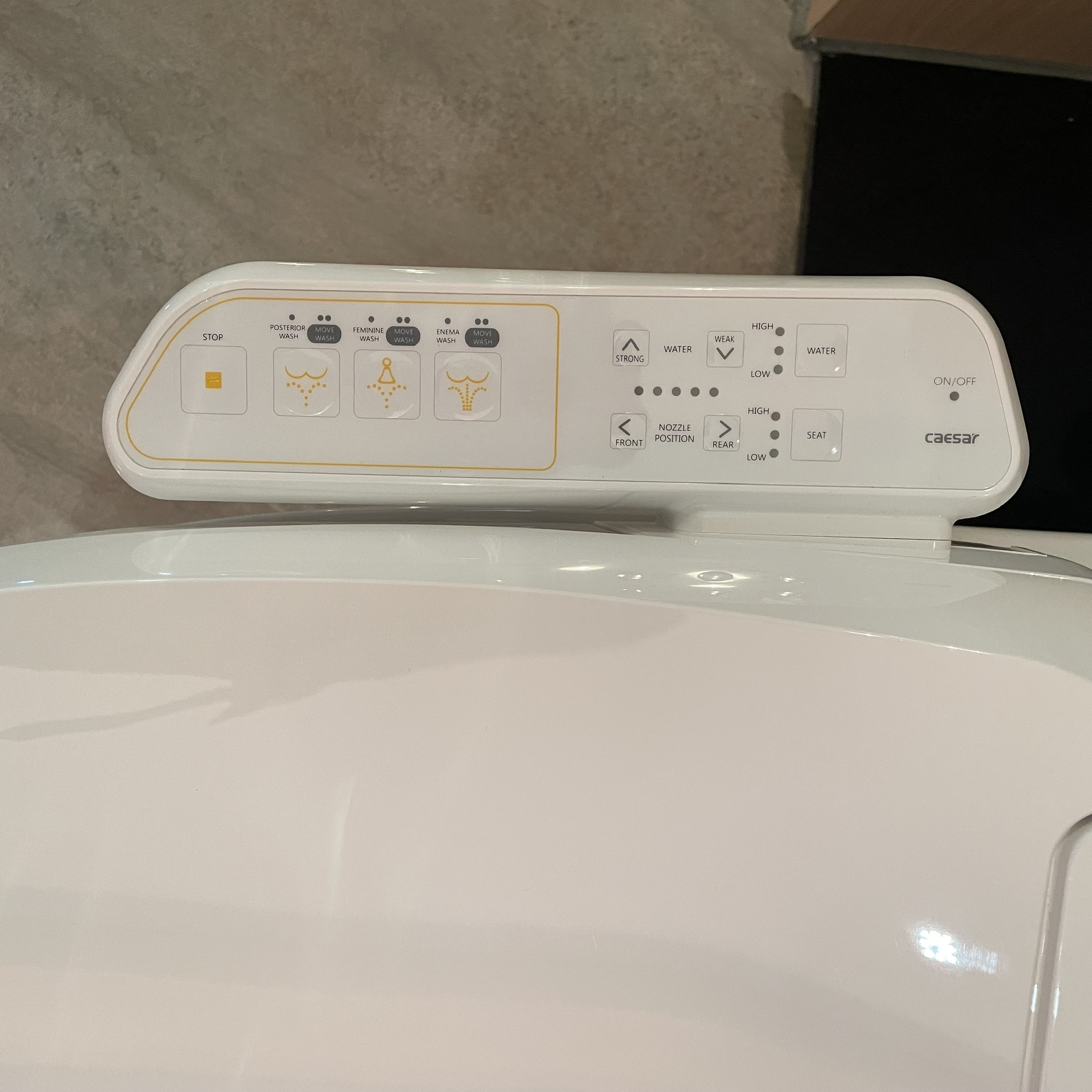 Nắp rửa điện tử Caesar TAF400H (TAF400H-PW) - 4