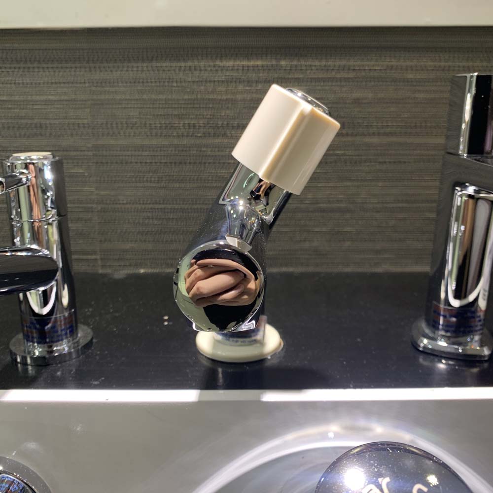 Vòi chậu lavabo lạnh Caesar B075C - 3