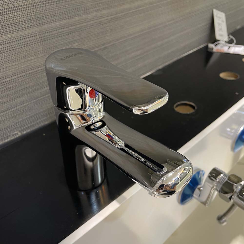 Vòi chậu lavabo nóng lạnh Caesar B430CU - 6