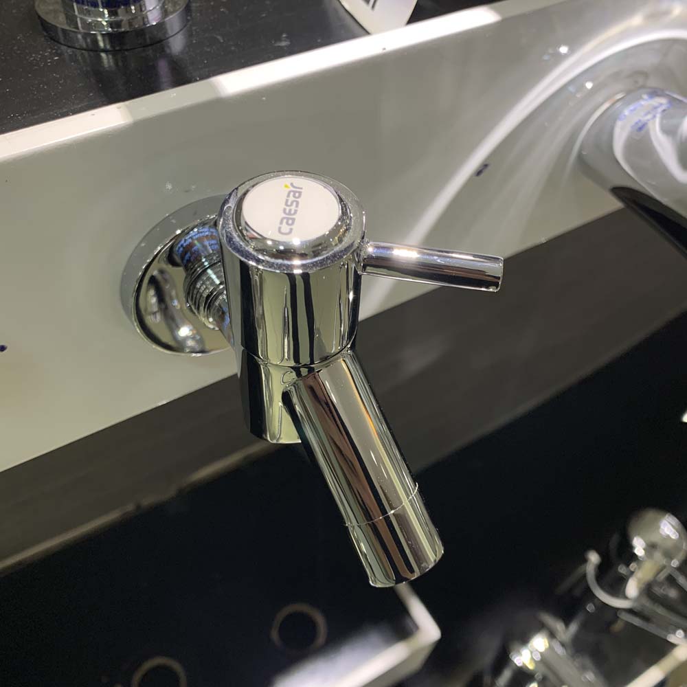 Vòi nước lạnh gắn tường Caesar W047C - 6