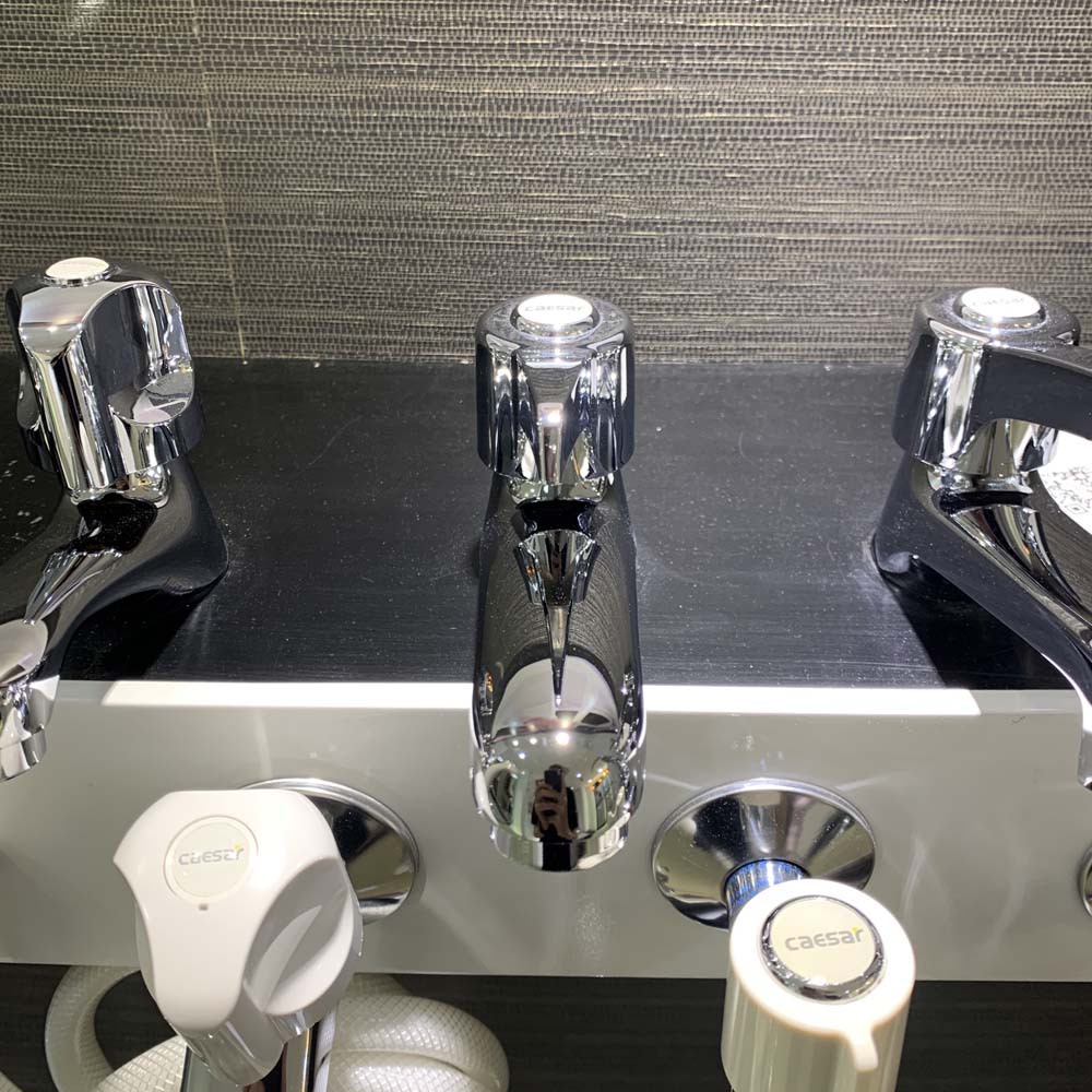 Vòi chậu lavabo lạnh Caesar B101C - 3