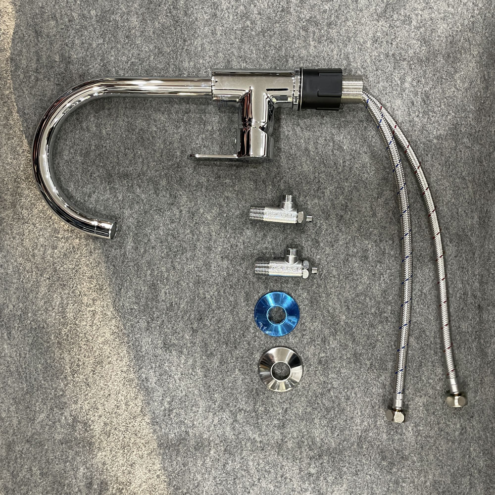 Vòi bếp nóng lạnh Caesar K415C - 2