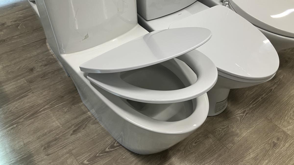 Nắp bồn cầu đóng êm Caesar MU263 - 8