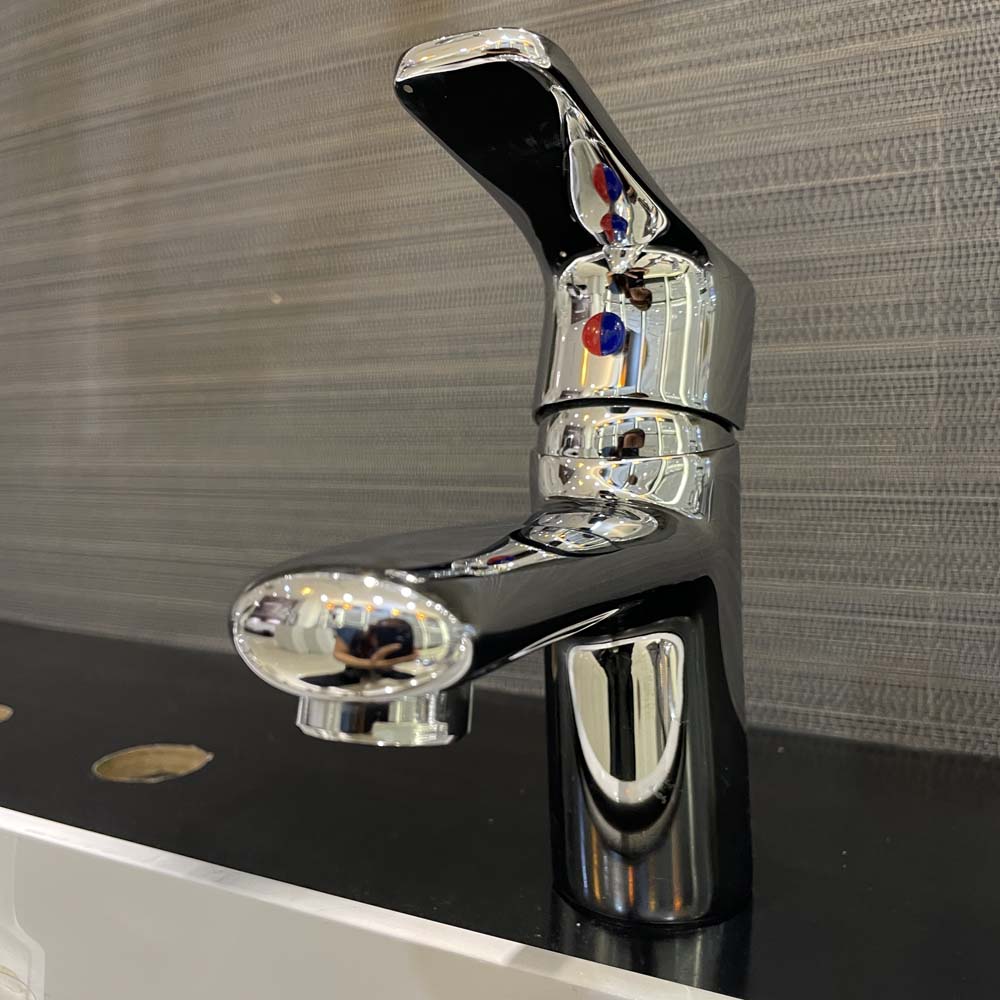 Vòi chậu lavabo nóng lạnh Caesar B430CU - 4