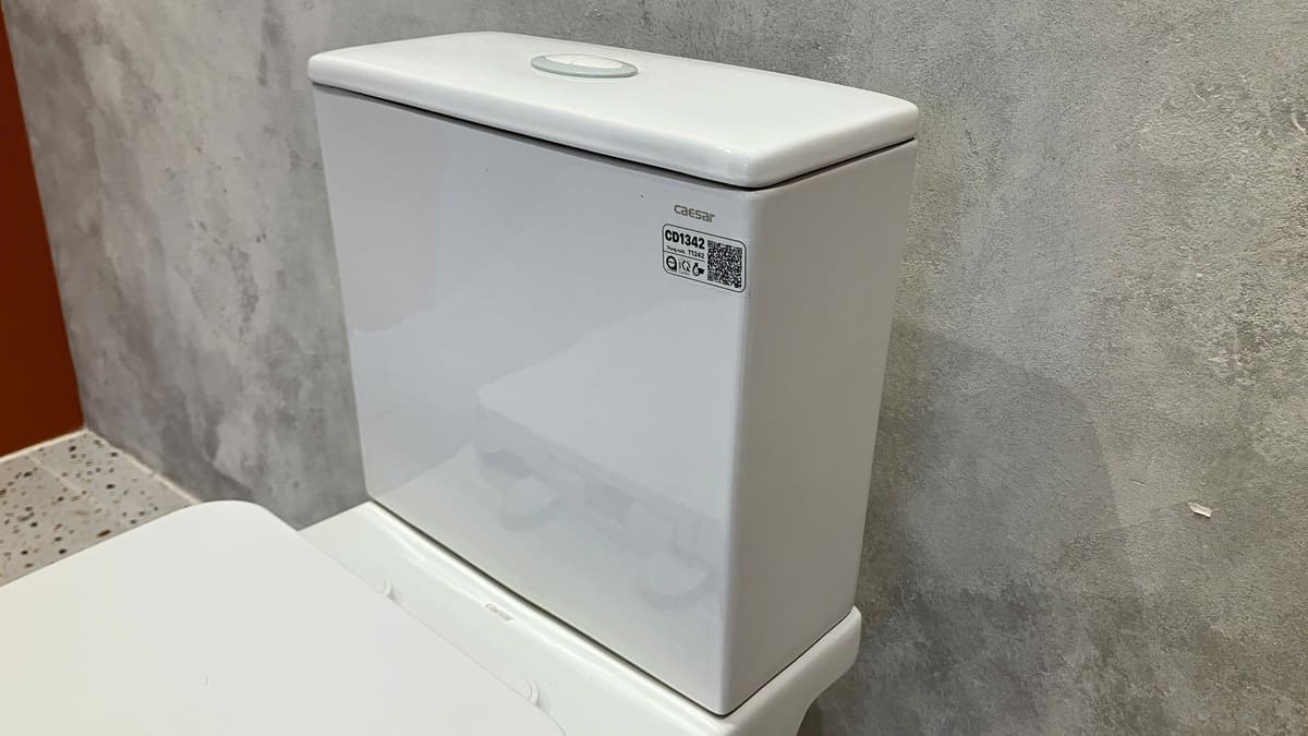 Bồn cầu 2 khối CAESAR CD1342 nắp đóng êm - 7
