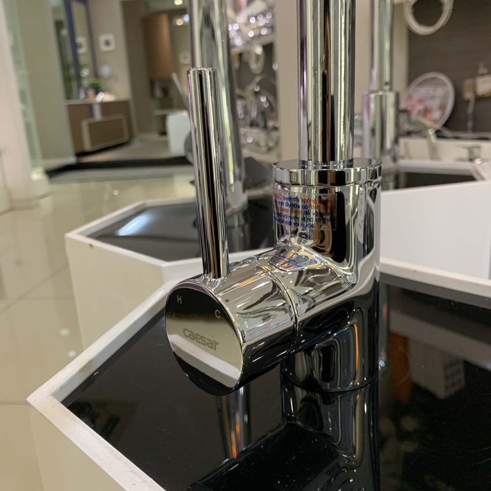 Vòi bếp nóng lạnh Caesar K685C - 4