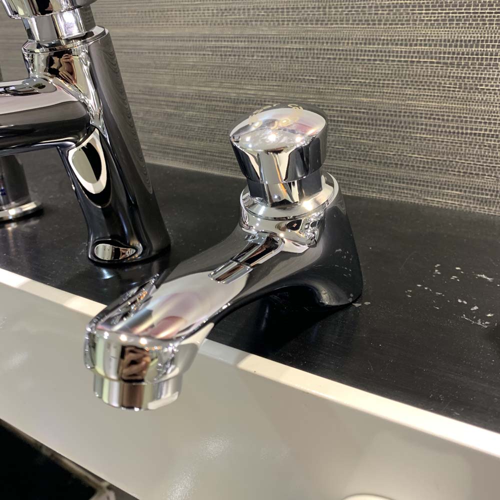 Vòi chậu lavabo lạnh Caesar B053CU - 4