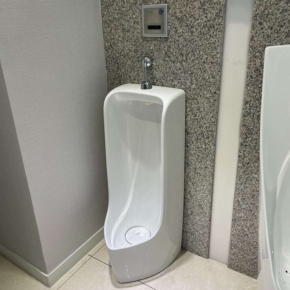 Bồn tiểu nam đặt sàn Caesar U0296 - 3