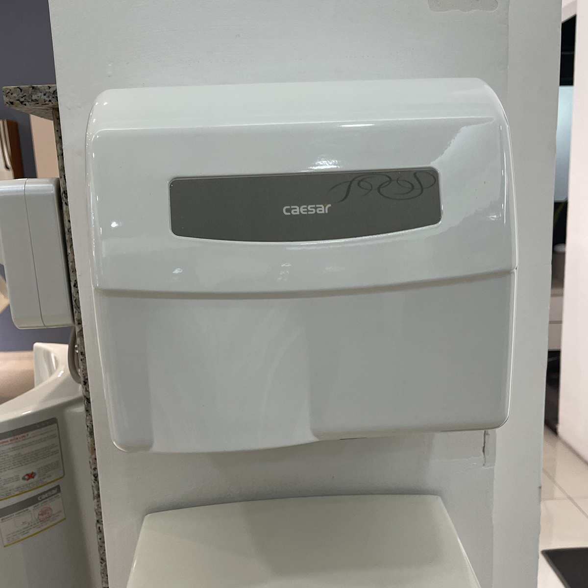 Máy sấy tay Caesar A610 - 3