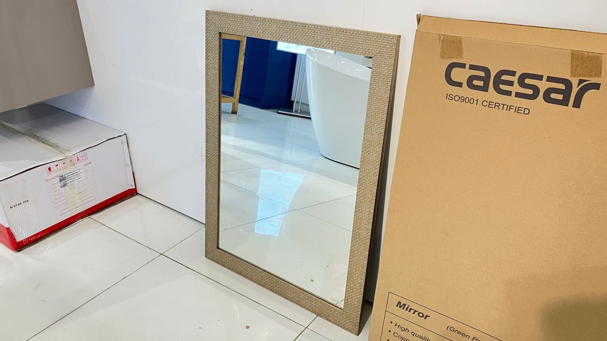 Gương soi phòng tắm 60x80cm Caesar M937 - 3