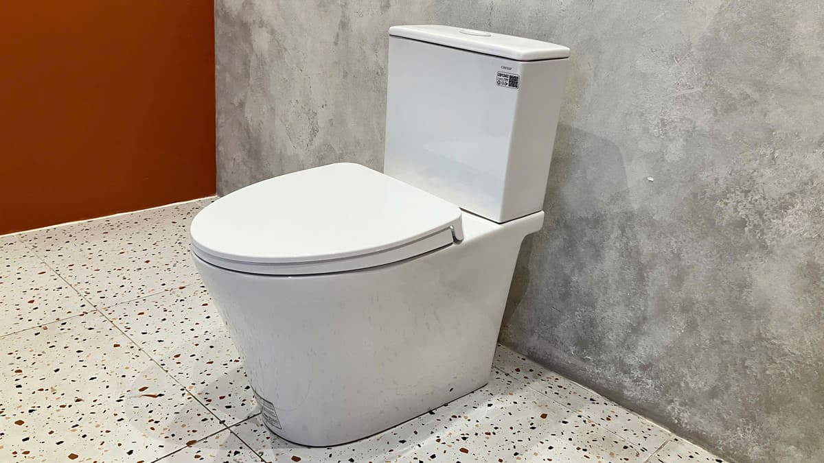 Bồn cầu 2 khối CAESAR CD1342 nắp đóng êm - 5