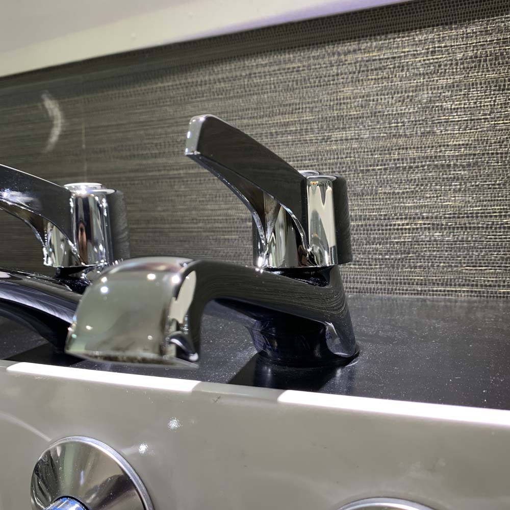 Vòi chậu lavabo lạnh Caesar B104C - 8