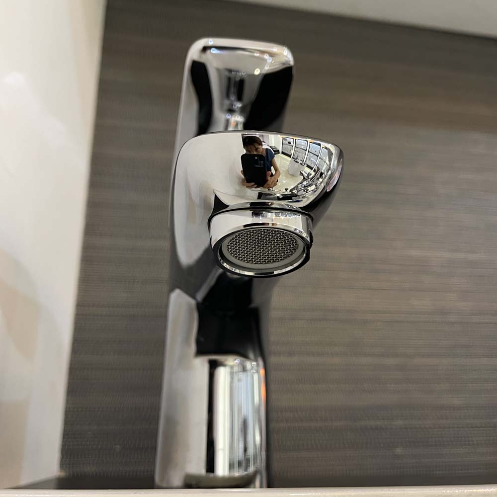 Vòi chậu lavabo nóng lạnh Caesar B490CP / B490CU - 4