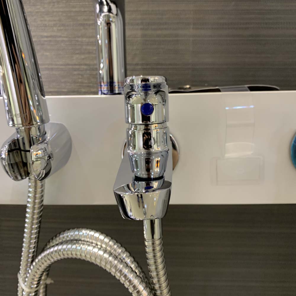 Bộ vòi sen tắm lạnh Caesar S063C (Tay sen tắm xi) - 7