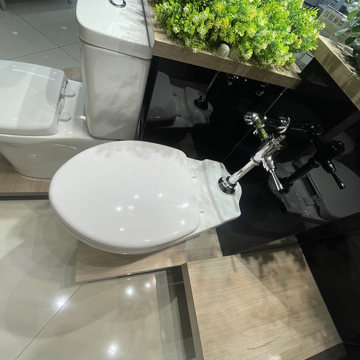 Bồn cầu đặt sàn Caesar CP1333 nắp thường (van xả trực tiếp) - 9