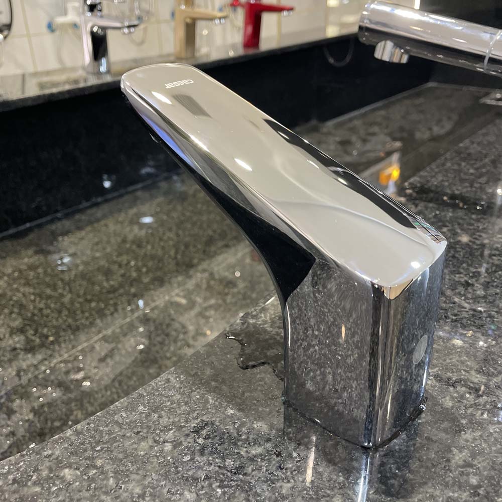 Vòi chậu lavabo cảm ứng nước lạnh Caesar A912 - 5