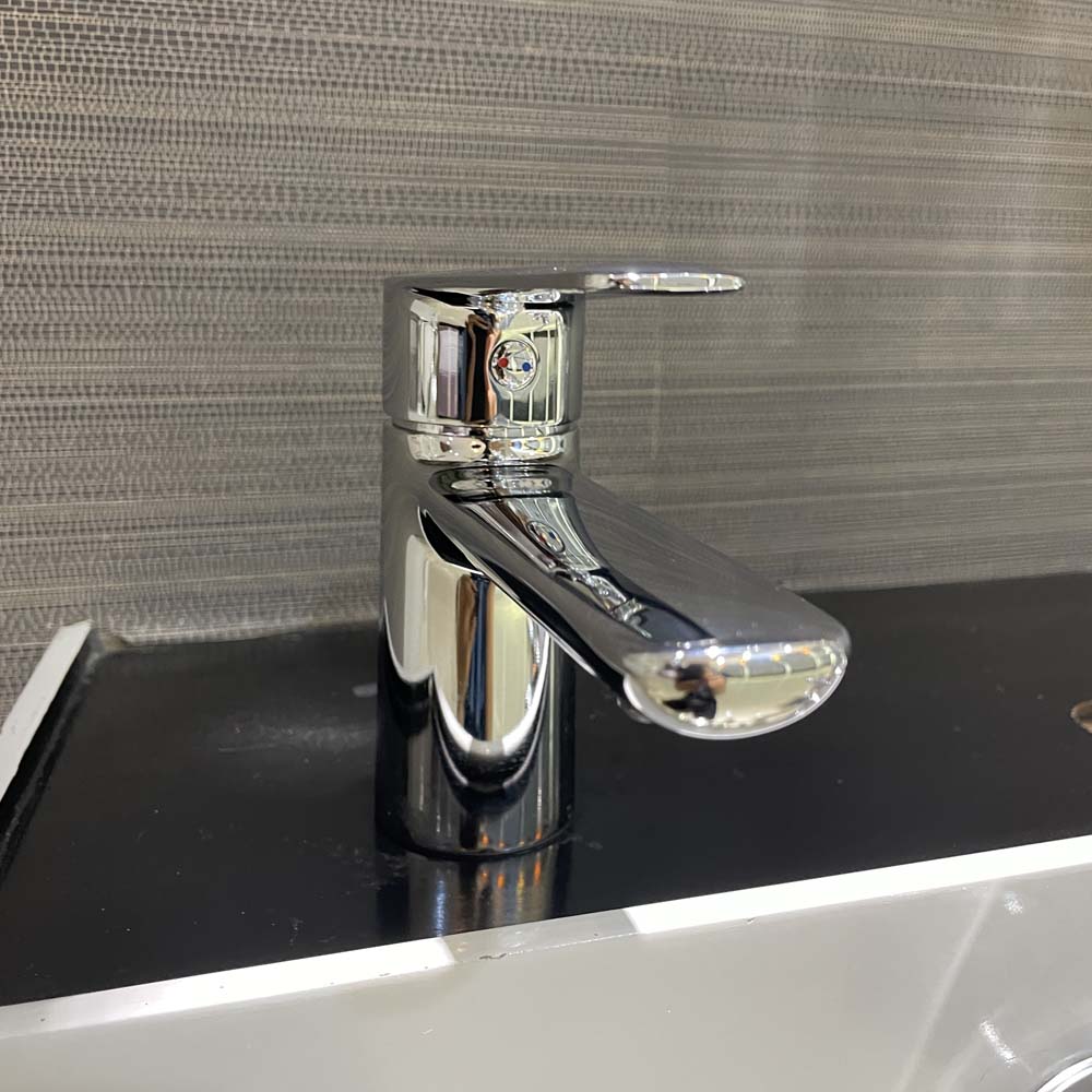 Vòi chậu lavabo nóng lạnh Caesar B380CU - 4