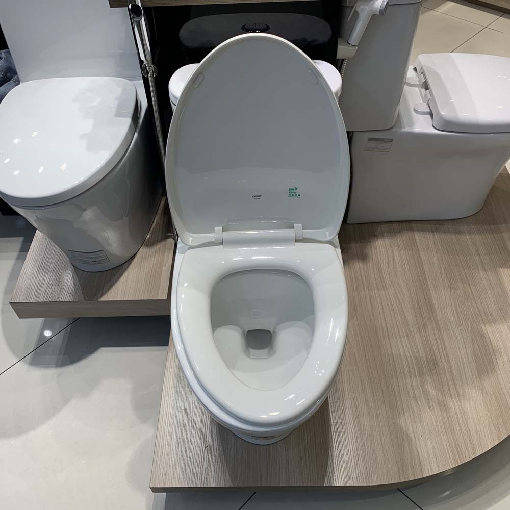 Bồn cầu 1 khối nắp êm Caesar C1394 (CD1394) - 5