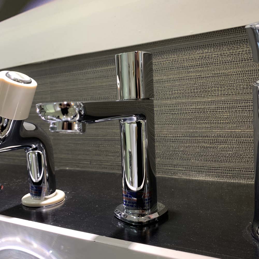 Vòi chậu lavabo lạnh Caesar B076C - 9