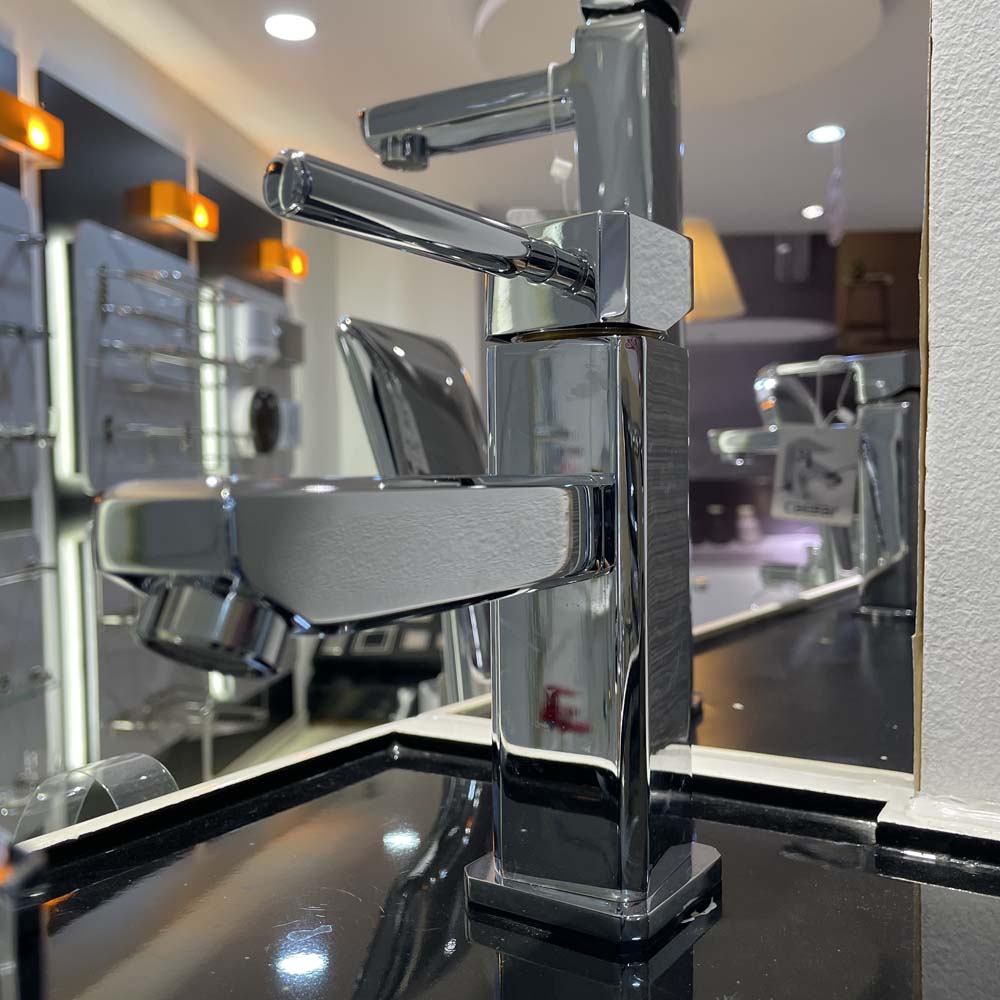 Vòi chậu lavabo nóng lạnh Caesar B460CU - 6