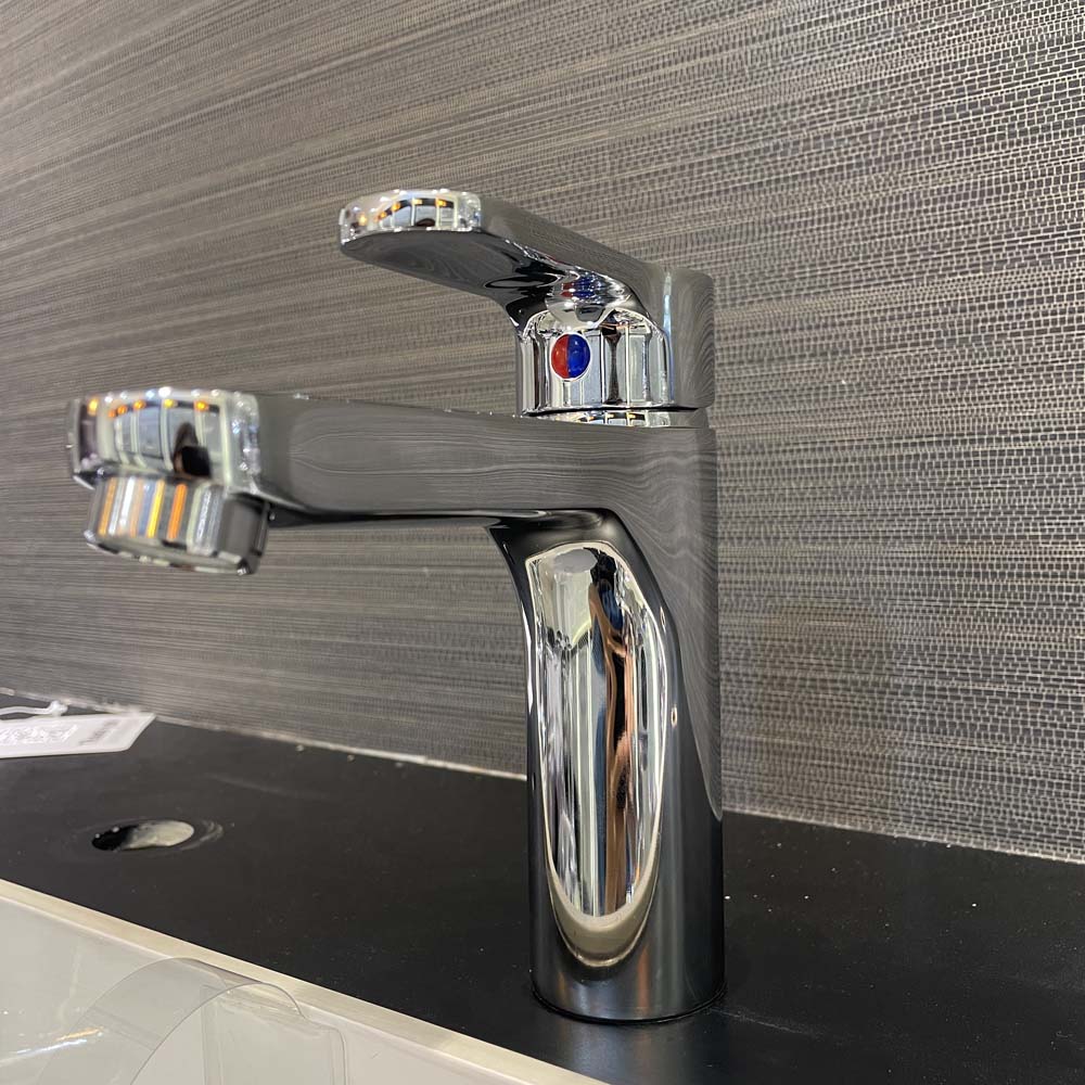 Vòi chậu lavabo nóng lạnh Caesar BT570CU - 4