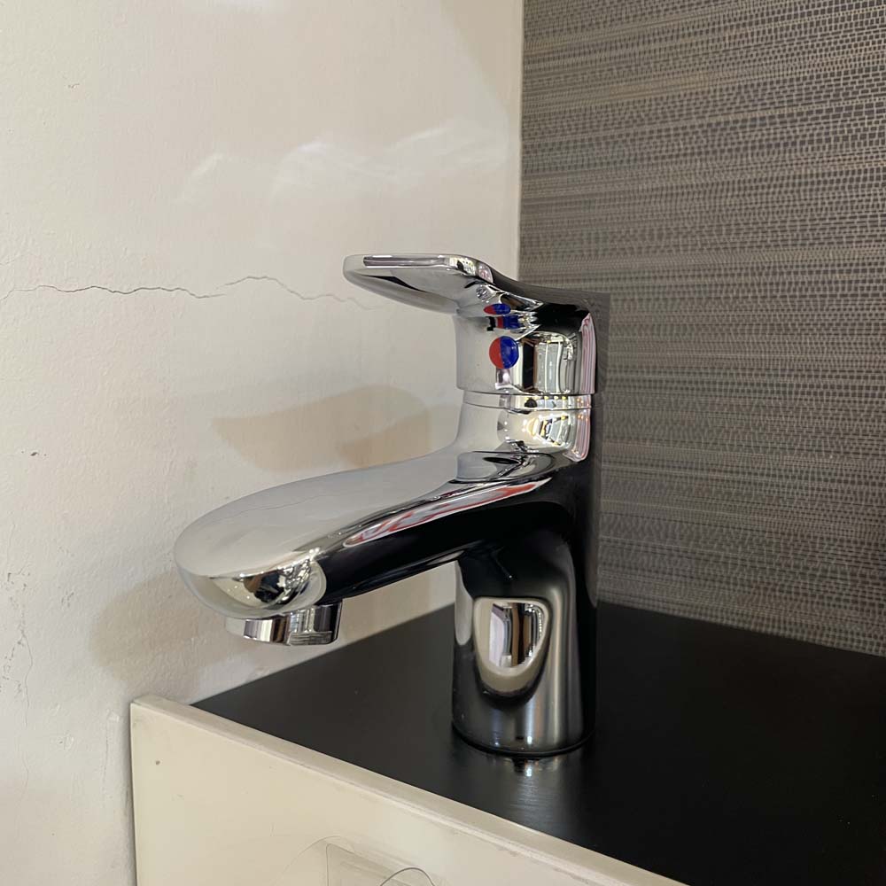 Vòi chậu lavabo nóng lạnh Caesar B490CP / B490CU - 11
