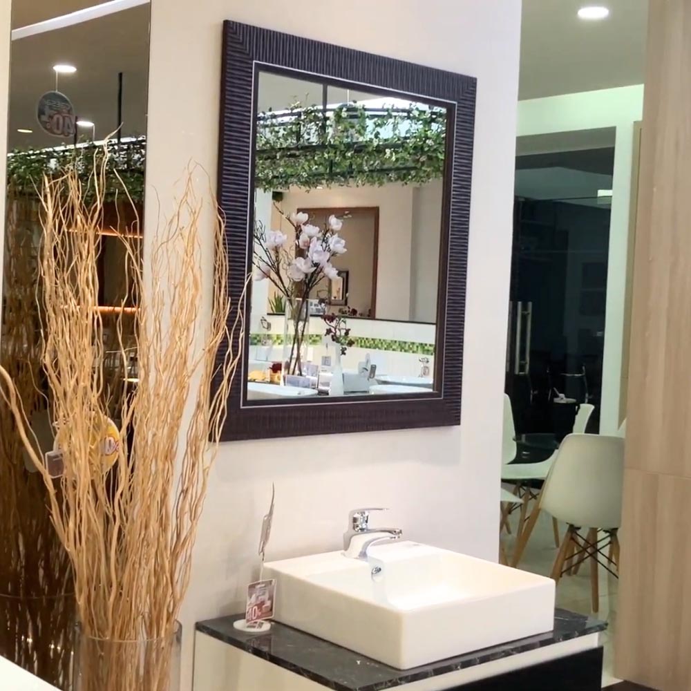 Gương soi khung nhựa cao cấp 80x90cm Caesar M926 - 2