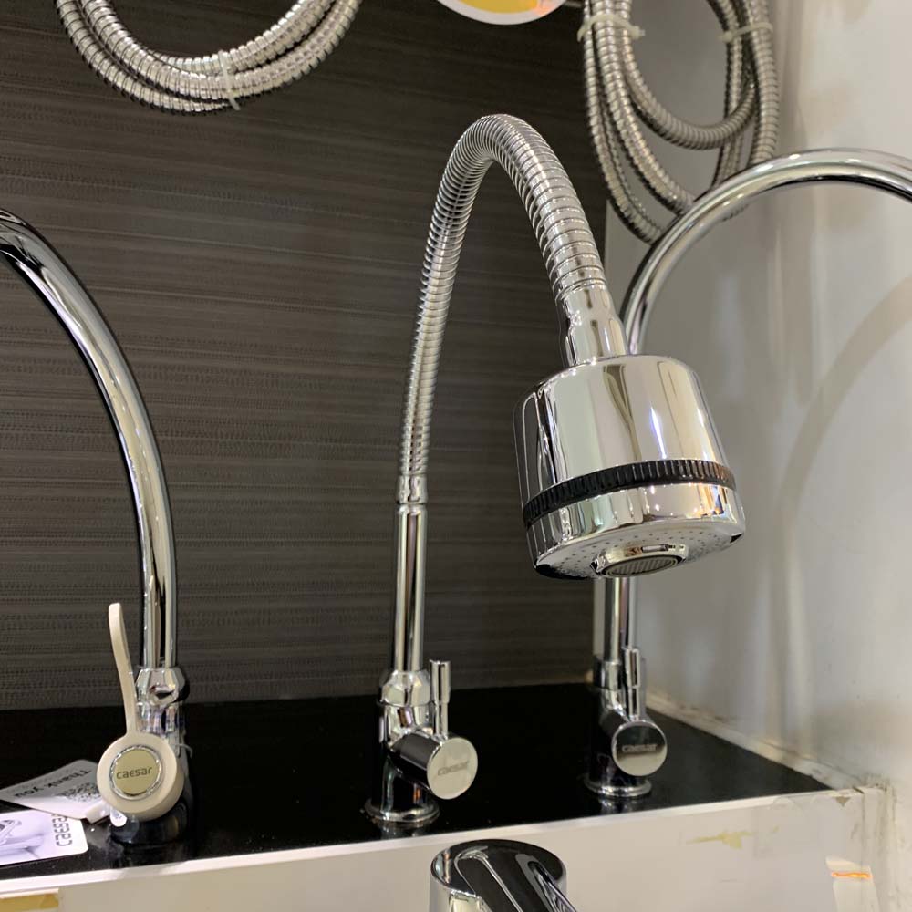 Vòi bếp lạnh thân mềm Caesar K025C - 3