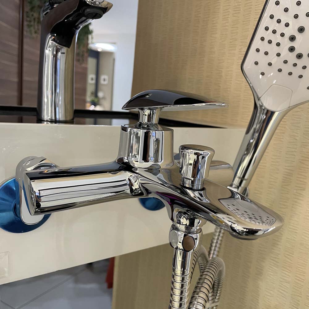 Bộ vòi sen tắm nóng lạnh Caesar S813C - 8