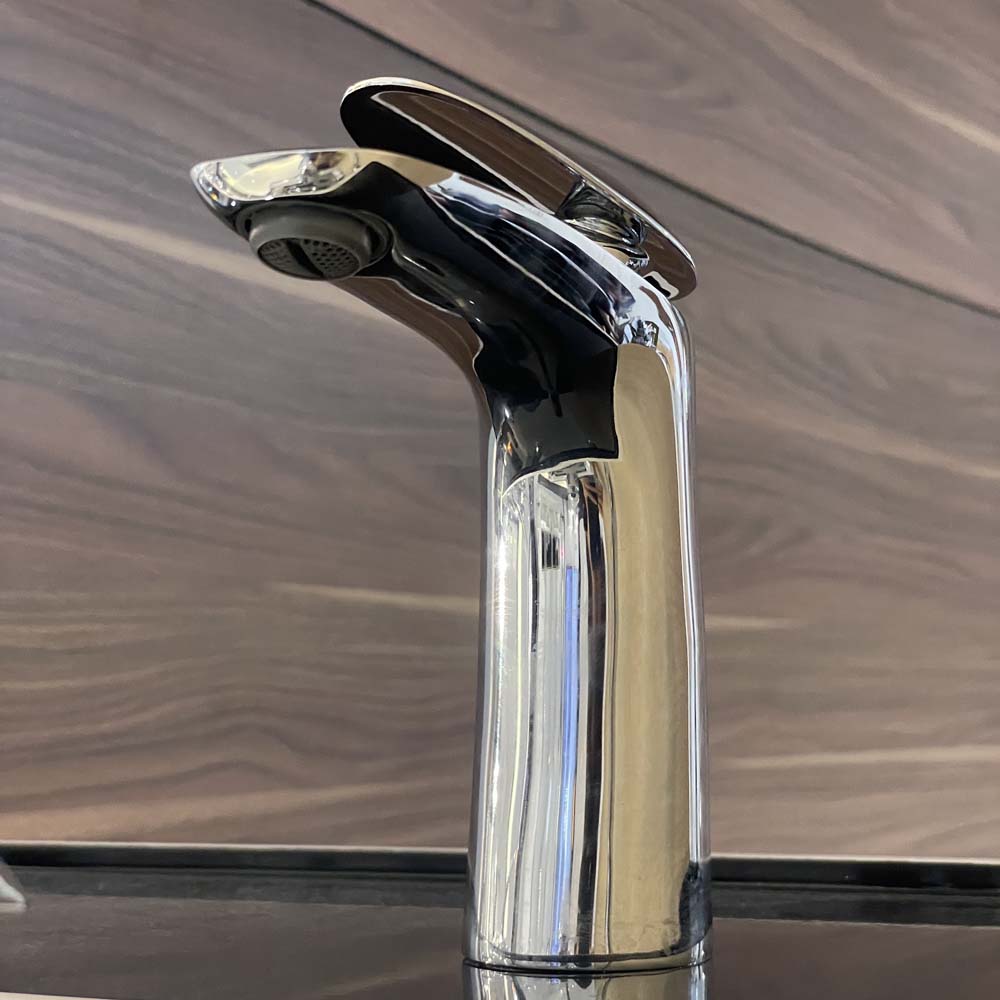 Vòi chậu lavabo nóng lạnh Caesar B810CU - 4
