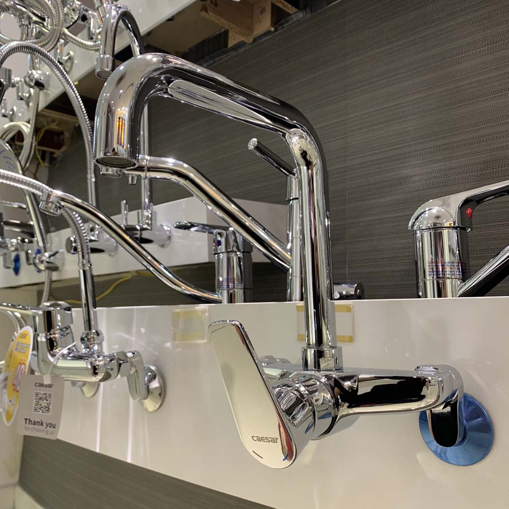 Vòi bếp nóng lạnh gắn tường Caesar K535C - 3