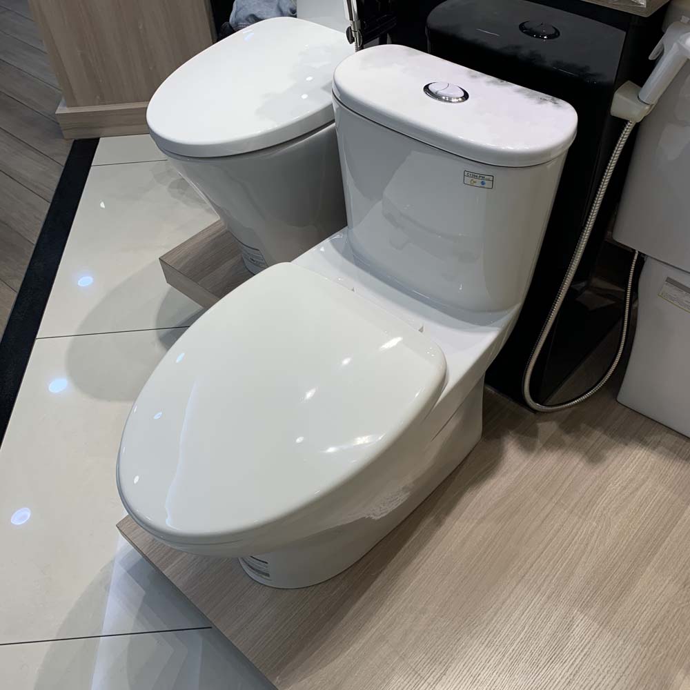 Bồn cầu 1 khối nắp êm Caesar C1394 (CD1394) - 11