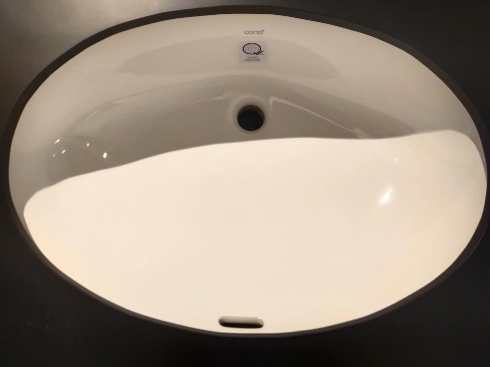 Chậu rửa mặt lavabo âm bàn COTTO C0171 - 3