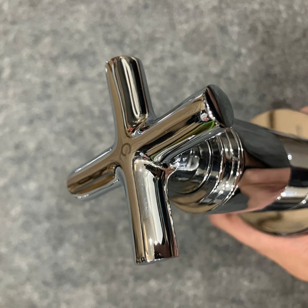 Vòi lavabo nóng lạnh COTTO 3 lỗ CT238C16 - 6