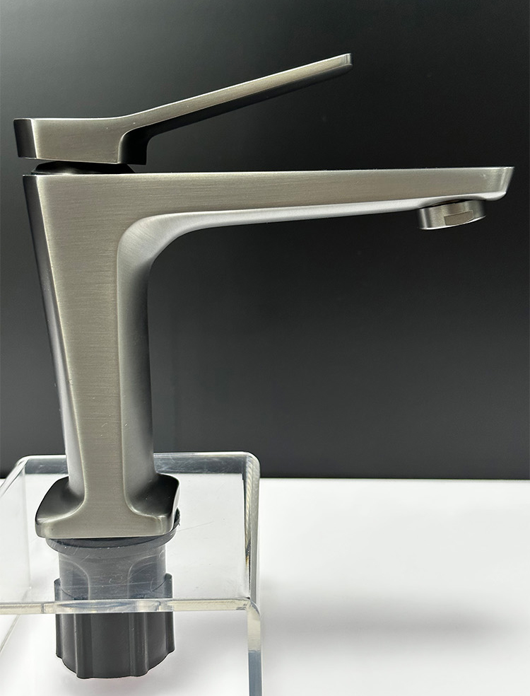 Vòi lavabo nóng lạnh Esslinger ES-28201-555QS - 12